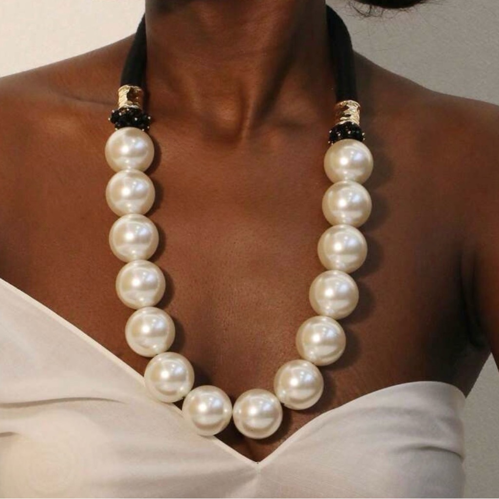 Elegant White Pearl Statement Necklace - Women Jewelry